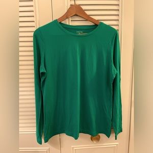 Lands end green long sleeve shirt. Large